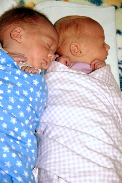 Having boy/girl twins, I have the opportunity to see how a boy and girl—or 